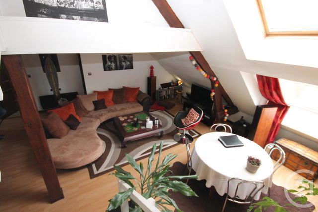 Appartement F4 à vendre - 4 pièces - 61.25 m2 - LA CHAPELLE ST MESMIN - 45 - CENTRE - Century 21 Help'Immo Appartement F4 à vendre - 4 pièces - 61.25 m2 - LA CHAPELLE ST MESMIN - 45 - CENTRE - Century 21 Help'Immo