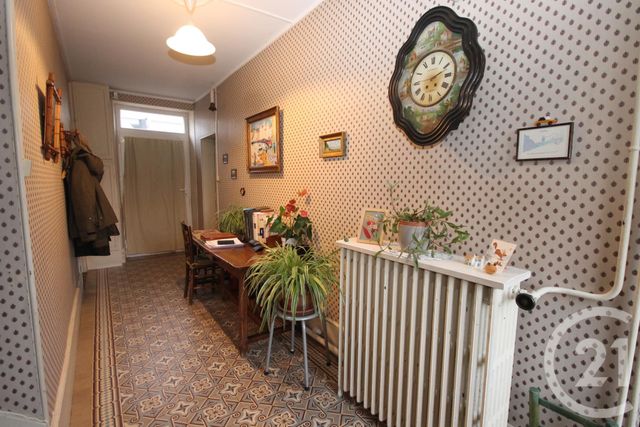 Afficher la photo en grand maison à vendre - 6 pièces - 146.27 m2 - LA CHAPELLE ST MESMIN - 45 - CENTRE - Century 21 Help'Immo