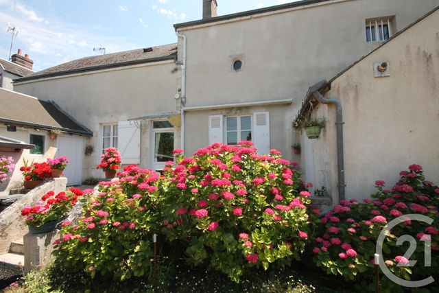 Afficher la photo en grand maison à vendre - 6 pièces - 146.27 m2 - LA CHAPELLE ST MESMIN - 45 - CENTRE - Century 21 Help'Immo