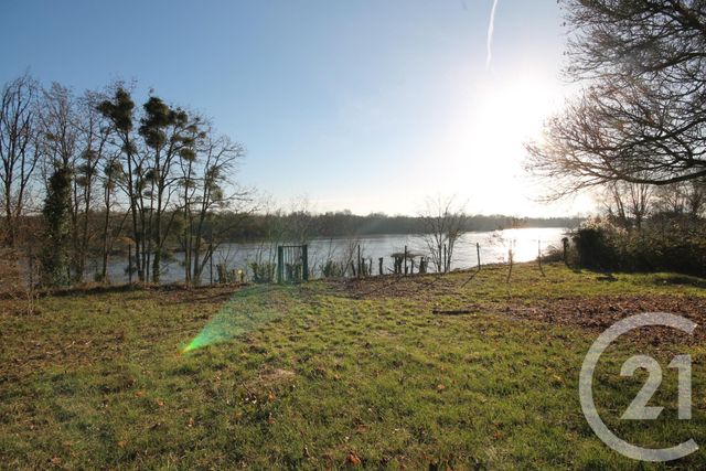 Afficher la photo en grand terrain à vendre - 3323.0 m2 - ST AY - 45 - CENTRE - Century 21 Help'Immo