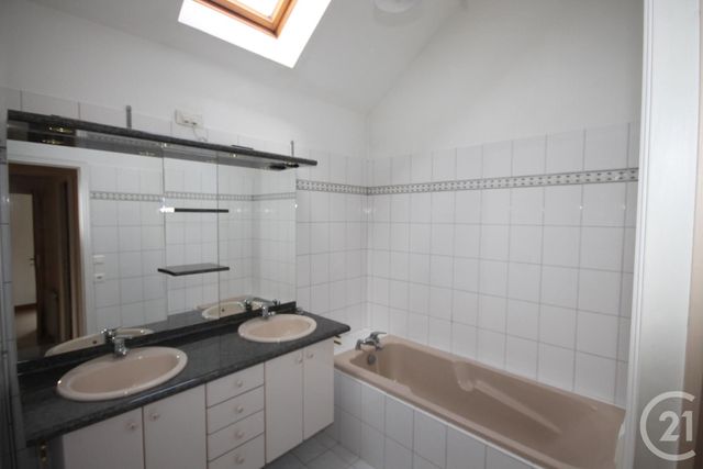 Appartement F4 à vendre - 4 pièces - 104.0 m2 - LA CHAPELLE ST MESMIN - 45 - CENTRE - Century 21 Help'Immo