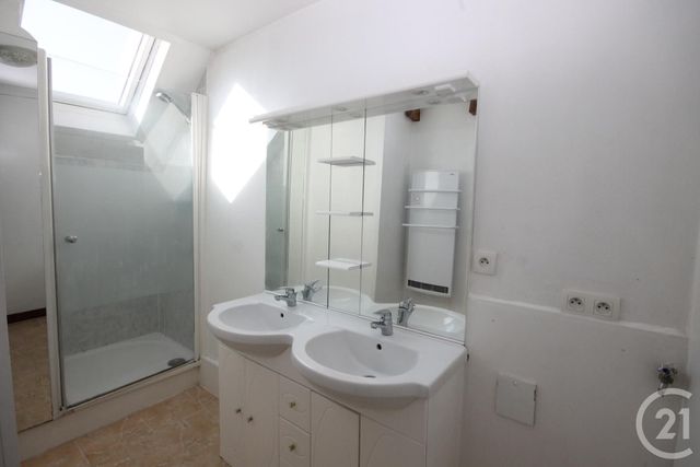 Afficher la photo en grand immeuble à vendre - 155.0 m2 - CHAINGY - 45 - CENTRE - Century 21 Help'Immo