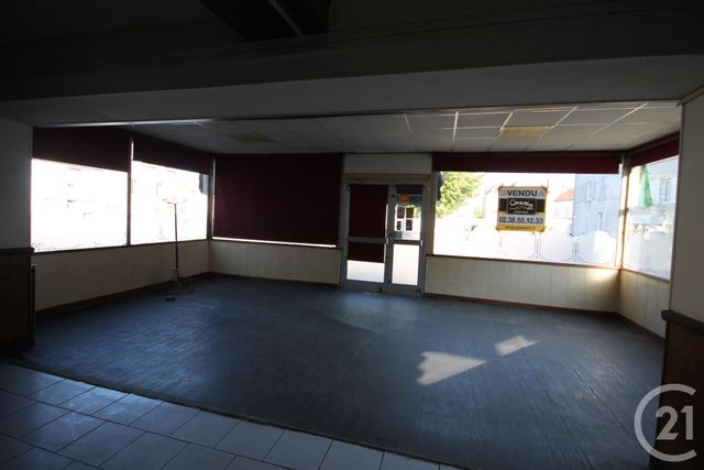 Afficher la photo en grand immeuble à vendre - 155.0 m2 - CHAINGY - 45 - CENTRE - Century 21 Help'Immo