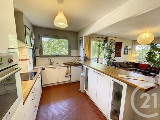 Appartement F4 à vendre - 4 pièces - 86.3 m2 - ORLEANS - 45 - CENTRE - Century 21 Help'Immo Appartement F4 à vendre - 4 pièces - 86.3 m2 - ORLEANS - 45 - CENTRE - Century 21 Help'Immo