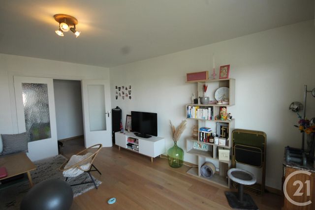Appartement F2 à vendre - 2 pièces - 58.45 m2 - ORLEANS - 45 - CENTRE - Century 21 Help'Immo