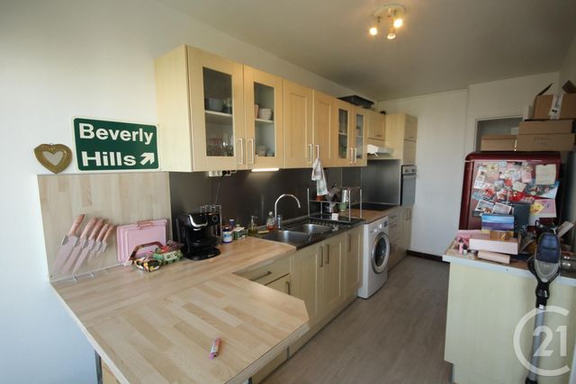 Appartement F2 à vendre - 2 pièces - 58.45 m2 - ORLEANS - 45 - CENTRE - Century 21 Help'Immo
