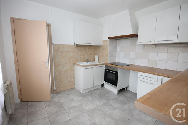 appartement à louer - 2 pièces - 35.72 m2 - LA CHAPELLE ST MESMIN - 45 - CENTRE - Century 21 Help'Immo appartement à louer - 2 pièces - 35.72 m2 - LA CHAPELLE ST MESMIN - 45 - CENTRE - Century 21 Help'Immo
