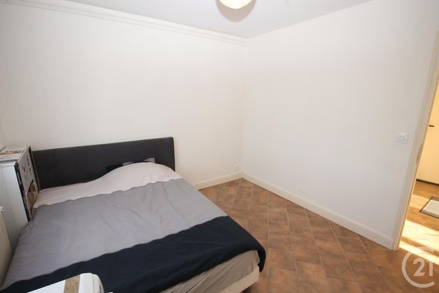 Appartement F3 à vendre - 3 pièces - 61.79 m2 - ST JEAN DE LA RUELLE - 45 - CENTRE - Century 21 Help'Immo Appartement F3 à vendre - 3 pièces - 61.79 m2 - ST JEAN DE LA RUELLE - 45 - CENTRE - Century 21 Help'Immo