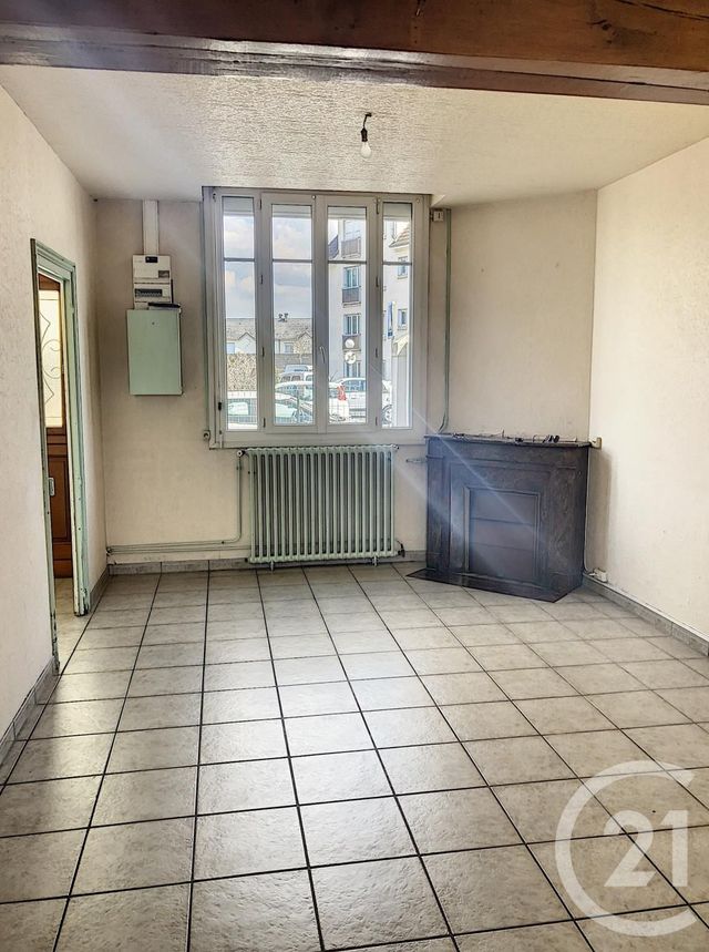 Appartement F2 à louer - 2 pièces - 53.55 m2 - ST JEAN DE LA RUELLE - 45 - CENTRE - Century 21 Help'Immo Appartement F2 à louer - 2 pièces - 53.55 m2 - ST JEAN DE LA RUELLE - 45 - CENTRE - Century 21 Help'Immo