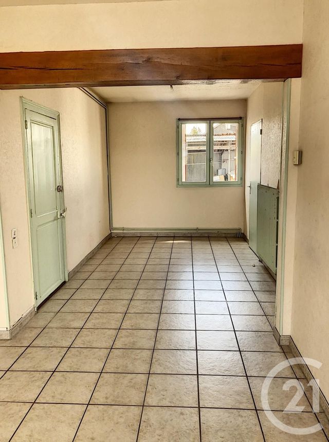 Appartement F2 à louer - 2 pièces - 53.55 m2 - ST JEAN DE LA RUELLE - 45 - CENTRE - Century 21 Help'Immo Appartement F2 à louer - 2 pièces - 53.55 m2 - ST JEAN DE LA RUELLE - 45 - CENTRE - Century 21 Help'Immo