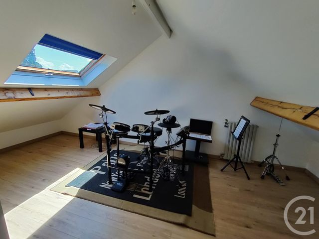 Appartement F5 à vendre - 5 pièces - 77.32 m2 - LA CHAPELLE ST MESMIN - 45 - CENTRE - Century 21 Help'Immo Appartement F5 à vendre - 5 pièces - 77.32 m2 - LA CHAPELLE ST MESMIN - 45 - CENTRE - Century 21 Help'Immo