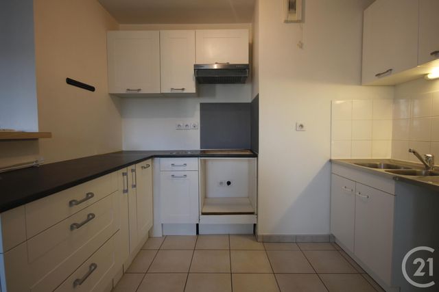 Appartement F4 à vendre - 3 pièces - 73.49 m2 - ORLEANS - 45 - CENTRE - Century 21 Help'Immo Appartement F4 à vendre - 3 pièces - 73.49 m2 - ORLEANS - 45 - CENTRE - Century 21 Help'Immo