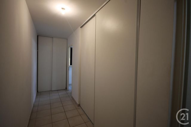 Appartement F4 à vendre - 3 pièces - 73.49 m2 - ORLEANS - 45 - CENTRE - Century 21 Help'Immo Appartement F4 à vendre - 3 pièces - 73.49 m2 - ORLEANS - 45 - CENTRE - Century 21 Help'Immo