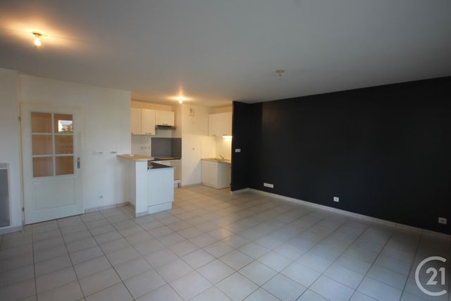 Appartement F4 à vendre - 3 pièces - 73.49 m2 - ORLEANS - 45 - CENTRE - Century 21 Help'Immo Appartement F4 à vendre - 3 pièces - 73.49 m2 - ORLEANS - 45 - CENTRE - Century 21 Help'Immo