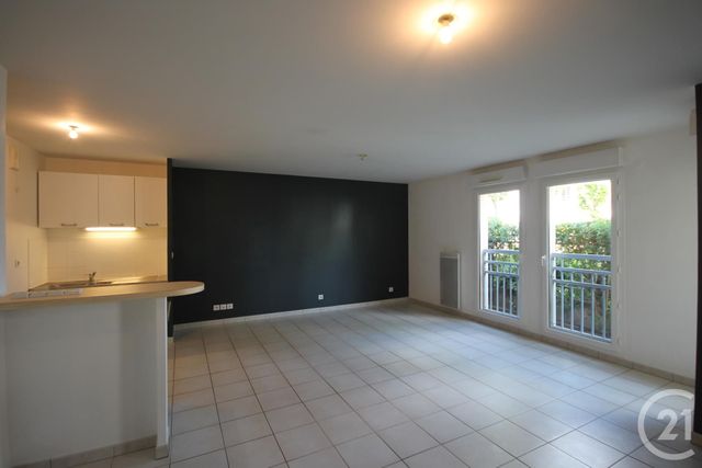 Appartement F4 à vendre - 3 pièces - 73.49 m2 - ORLEANS - 45 - CENTRE - Century 21 Help'Immo Appartement F4 à vendre - 3 pièces - 73.49 m2 - ORLEANS - 45 - CENTRE - Century 21 Help'Immo