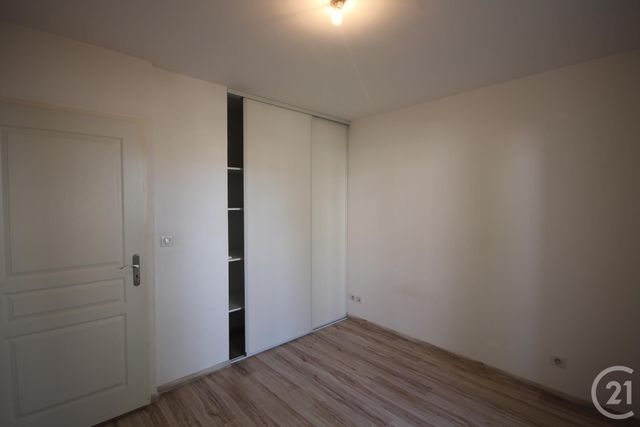 Appartement F4 à vendre - 3 pièces - 73.49 m2 - ORLEANS - 45 - CENTRE - Century 21 Help'Immo Appartement F4 à vendre - 3 pièces - 73.49 m2 - ORLEANS - 45 - CENTRE - Century 21 Help'Immo