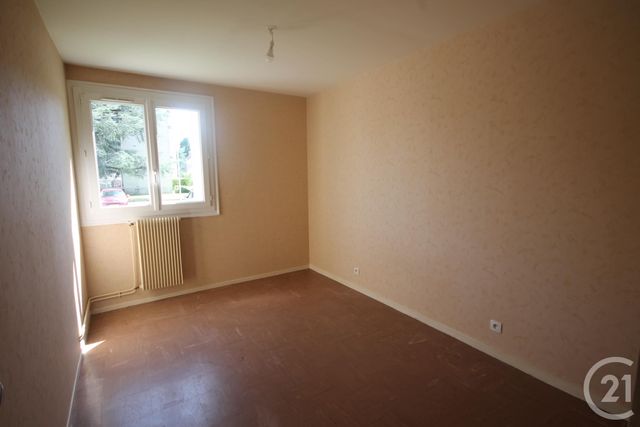Afficher la photo en grand Appartement F3 à louer - 3 pièces - 61.6 m2 - LA CHAPELLE ST MESMIN - 45 - CENTRE - Century 21 Help'Immo