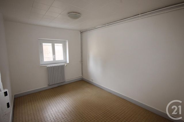 Appartement F2 à louer - 2 pièces - 36.97 m2 - LA CHAPELLE ST MESMIN - 45 - CENTRE - Century 21 Help'Immo Appartement F2 à louer - 2 pièces - 36.97 m2 - LA CHAPELLE ST MESMIN - 45 - CENTRE - Century 21 Help'Immo