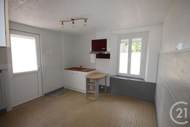 Appartement F2 à louer - 2 pièces - 36.97 m2 - LA CHAPELLE ST MESMIN - 45 - CENTRE - Century 21 Help'Immo Appartement F2 à louer - 2 pièces - 36.97 m2 - LA CHAPELLE ST MESMIN - 45 - CENTRE - Century 21 Help'Immo