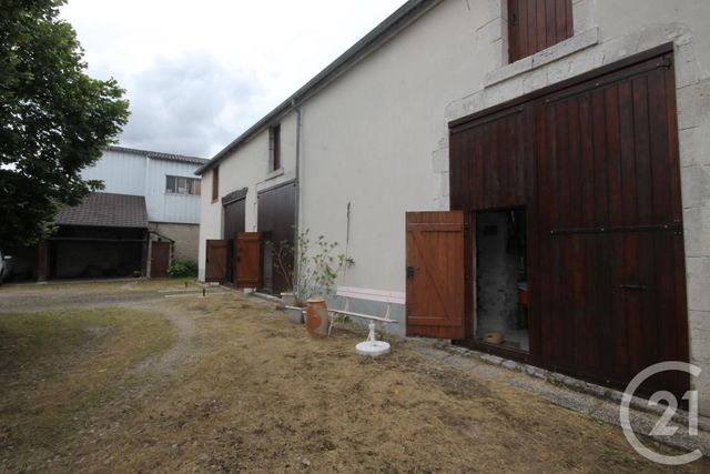 Afficher la photo en grand maison à vendre - 4 pièces - 417.0 m2 - LA CHAPELLE ST MESMIN - 45 - CENTRE - Century 21 Help'Immo