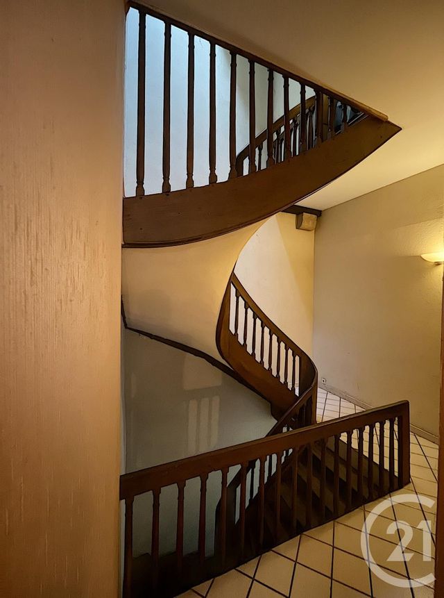 Afficher la photo en grand Appartement T1 à vendre - 1 pièce - 51.52 m2 - ORLEANS - 45 - CENTRE - Century 21 Help'Immo
