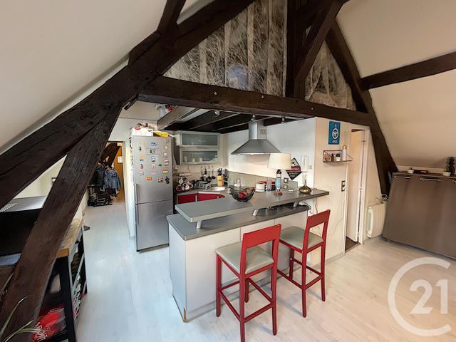 Afficher la photo en grand Appartement T1 à vendre - 1 pièce - 51.52 m2 - ORLEANS - 45 - CENTRE - Century 21 Help'Immo