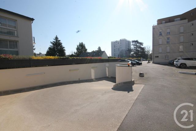 Appartement F3 à vendre - 3 pièces - 58.95 m2 - LA CHAPELLE ST MESMIN - 45 - CENTRE - Century 21 Help'Immo