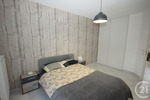 Appartement F3 à vendre - 3 pièces - 58.95 m2 - LA CHAPELLE ST MESMIN - 45 - CENTRE - Century 21 Help'Immo