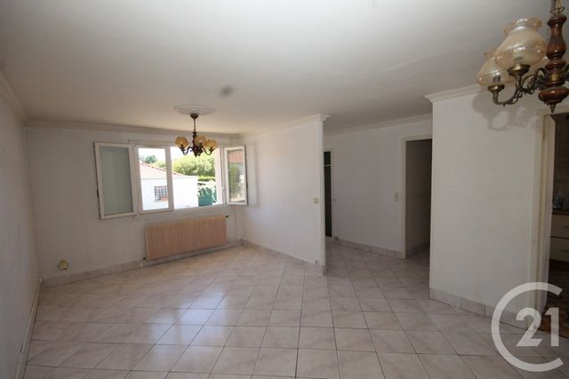 maison à vendre - 4 pièces - 87.79 m2 - ST JEAN DE LA RUELLE - 45 - CENTRE - Century 21 Help'Immo