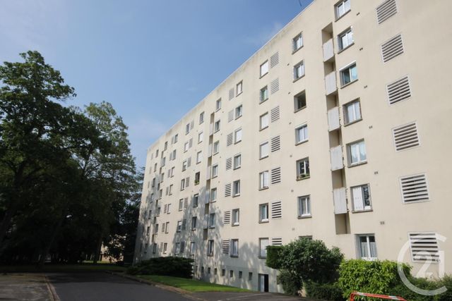 Appartement F3 à louer - 3 pièces - 61.6 m2 - LA CHAPELLE ST MESMIN - 45 - CENTRE - Century 21 Help'Immo