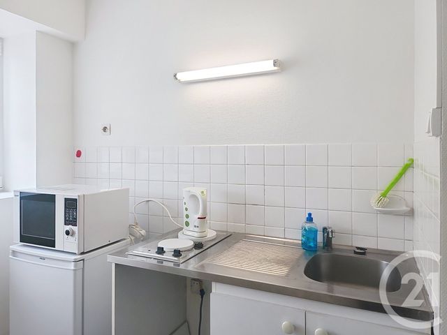 Appartement F2 à vendre - 3 pièces - 42.82 m2 - ORLEANS - 45 - CENTRE - Century 21 Help'Immo