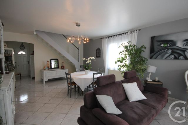 Afficher la photo en grand maison à vendre - 6 pièces - 149.42 m2 - LA CHAPELLE ST MESMIN - 45 - CENTRE - Century 21 Help'Immo