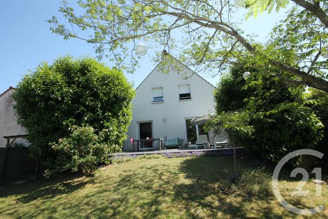 Afficher la photo en grand maison à vendre - 6 pièces - 149.42 m2 - LA CHAPELLE ST MESMIN - 45 - CENTRE - Century 21 Help'Immo