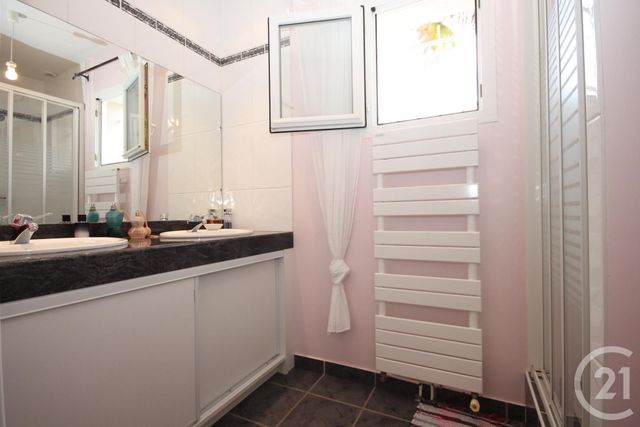 Afficher la photo en grand maison à vendre - 6 pièces - 149.42 m2 - LA CHAPELLE ST MESMIN - 45 - CENTRE - Century 21 Help'Immo