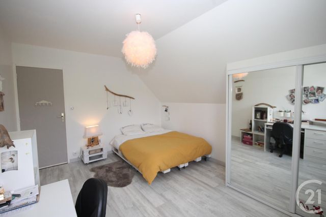 Afficher la photo en grand maison à vendre - 6 pièces - 149.42 m2 - LA CHAPELLE ST MESMIN - 45 - CENTRE - Century 21 Help'Immo