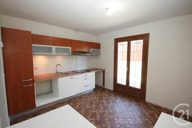 maison à vendre - 4 pièces - 90.19 m2 - ST JEAN DE LA RUELLE - 45 - CENTRE - Century 21 Help'Immo