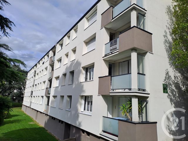Appartement F4 à vendre - 4 pièces - 69.13 m2 - ST JEAN DE LA RUELLE - 45 - CENTRE - Century 21 Help'Immo