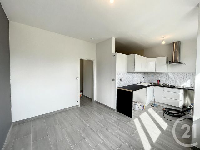appartement à louer - 2 pièces - 29.78 m2 - ST JEAN DE BRAYE - 45 - CENTRE - Century 21 Help'Immo