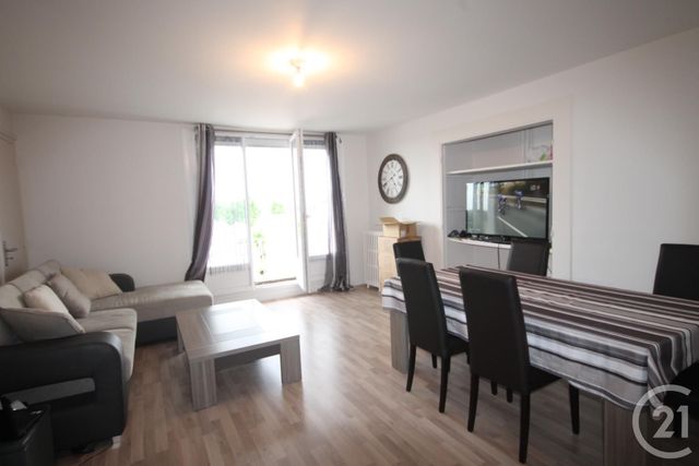 Appartement F4 à louer - 4 pièces - 99.55 m2 - ST JEAN DE LA RUELLE - 45 - CENTRE - Century 21 Help'Immo