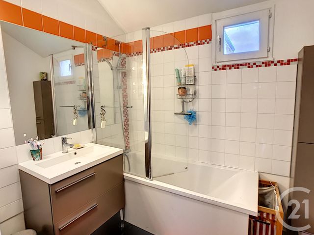 maison à vendre - 4 pièces - 94.0 m2 - LA CHAPELLE ST MESMIN - 45 - CENTRE - Century 21 Help'Immo