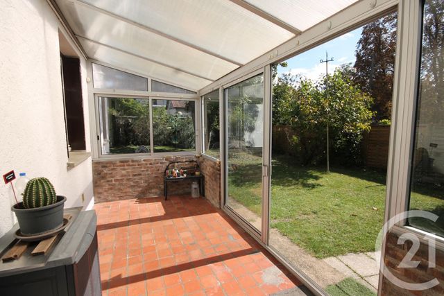 maison à vendre - 4 pièces - 103.87 m2 - ST JEAN DE LA RUELLE - 45 - CENTRE - Century 21 Help'Immo