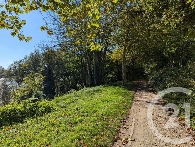 maison à vendre - 4 pièces - 103.87 m2 - ST JEAN DE LA RUELLE - 45 - CENTRE - Century 21 Help'Immo