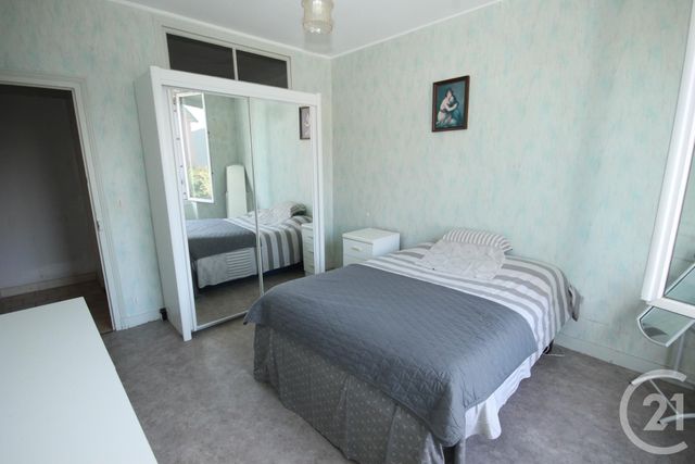 maison à vendre - 4 pièces - 103.87 m2 - ST JEAN DE LA RUELLE - 45 - CENTRE - Century 21 Help'Immo