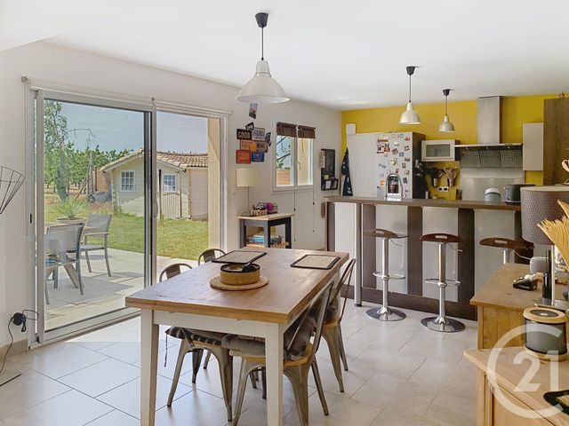 Afficher la photo en grand maison à vendre - 5 pièces - 140.53 m2 - ST HILAIRE ST MESMIN - 45 - CENTRE - Century 21 Help'Immo