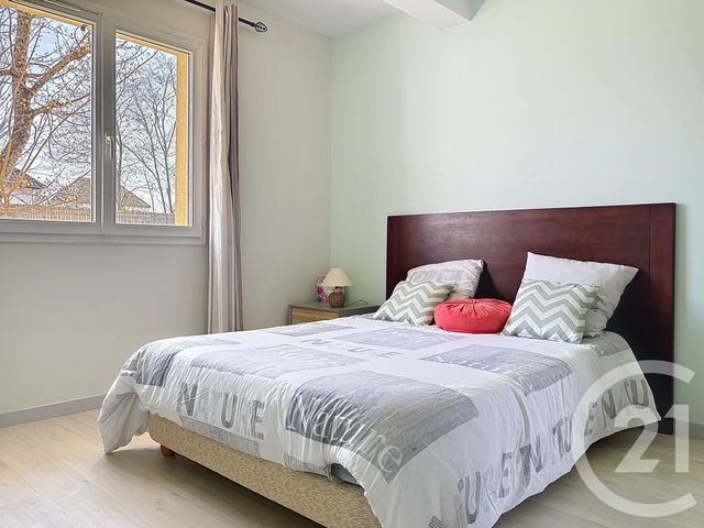 maison à vendre - 5 pièces - 140.53 m2 - ST HILAIRE ST MESMIN - 45 - CENTRE - Century 21 Help'Immo