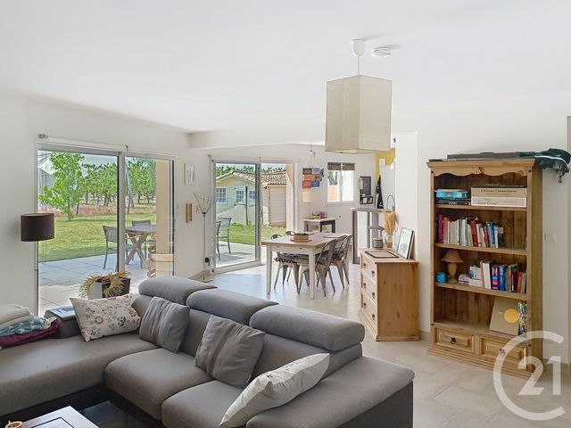 Afficher la photo en grand maison à vendre - 5 pièces - 140.53 m2 - ST HILAIRE ST MESMIN - 45 - CENTRE - Century 21 Help'Immo