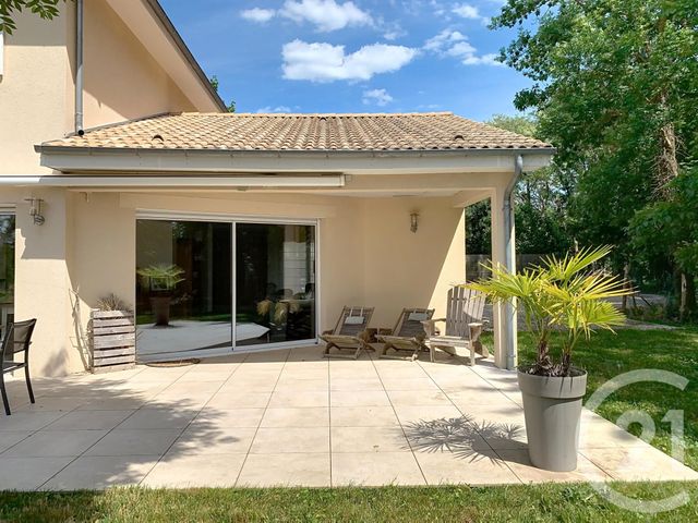 Afficher la photo en grand maison à vendre - 5 pièces - 140.53 m2 - ST HILAIRE ST MESMIN - 45 - CENTRE - Century 21 Help'Immo