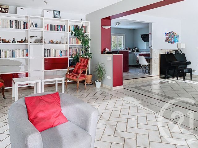 maison à vendre - 8 pièces - 209.87 m2 - LA CHAPELLE ST MESMIN - 45 - CENTRE - Century 21 Help'Immo