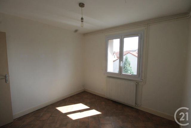 Afficher la photo en grand Appartement F3 à vendre - 3 pièces - 63.39 m2 - ST JEAN DE LA RUELLE - 45 - CENTRE - Century 21 Help'Immo
