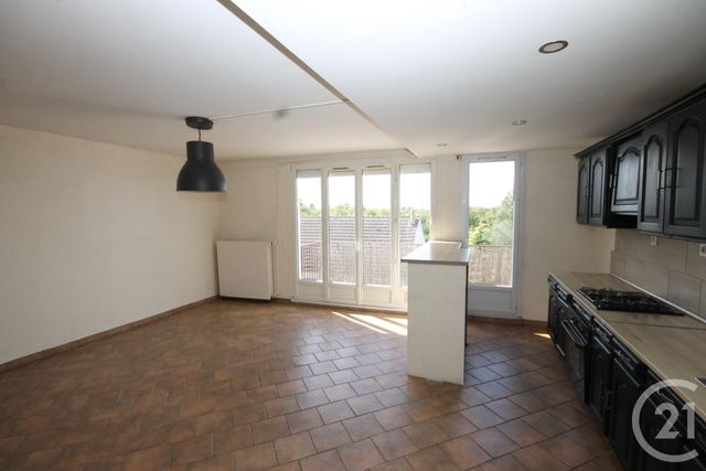 Afficher la photo en grand Appartement F3 à vendre - 3 pièces - 63.39 m2 - ST JEAN DE LA RUELLE - 45 - CENTRE - Century 21 Help'Immo